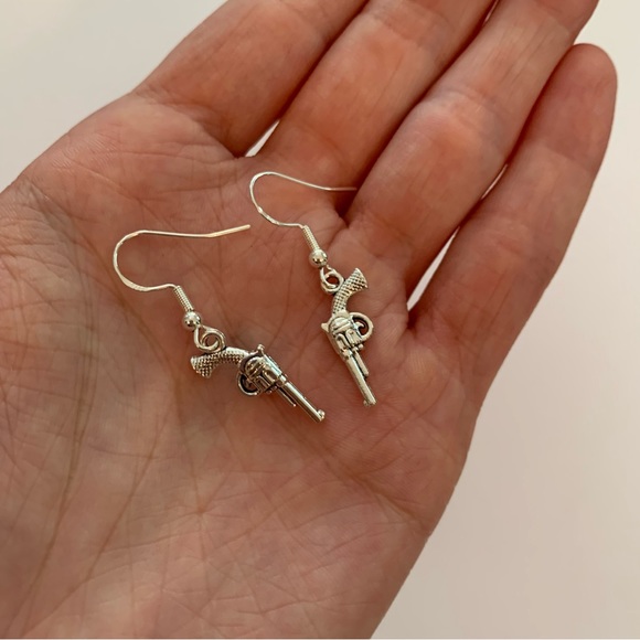 Small Silver Gun Earrings - Picture 4 of 4